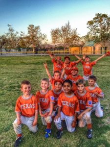 Baseball Safety: Picture of a team before a game